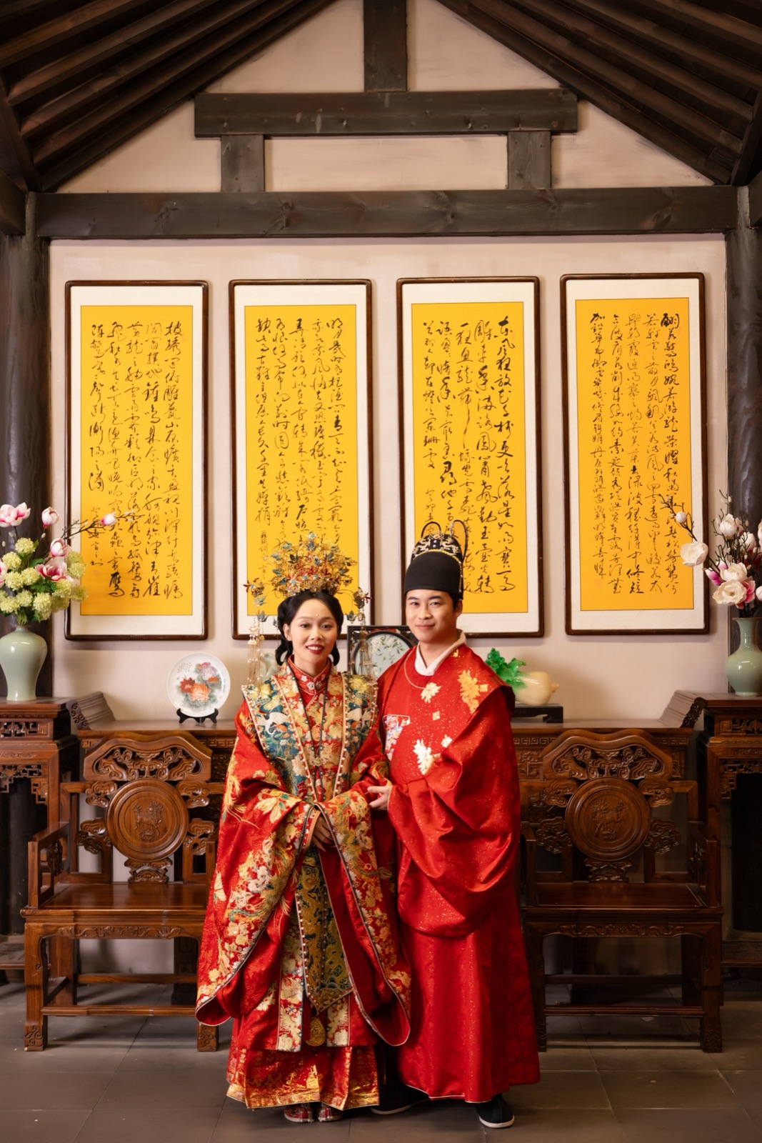 新人中式婚服合影
